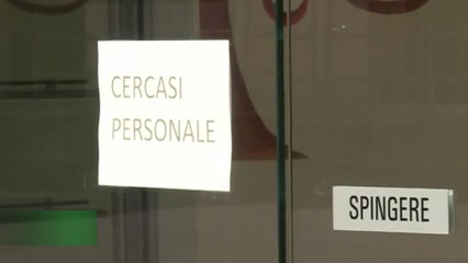Napoli, offerte di lavoro: "Paghiamo 20 euro al giorno, turno da 11 ore"