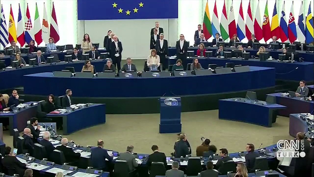 AB yolsuzluk skandalı giderek büyüyor