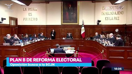 "Politiquería" que la oposición recurra a la SCJN por el plan B: López Obrador