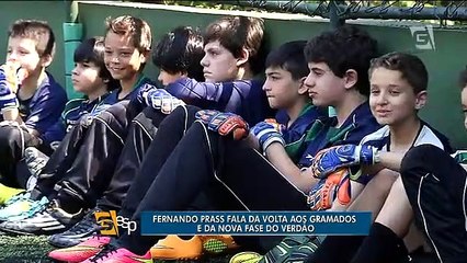 Em escolinha de goleiros, Prass fala de retorno e da fase do Verdão