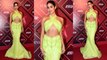 Nykaa Femina Beauty Awards 2022: Janhvi Kapoor Neon Mermaid Gown Look Viral । Boldsky *Entertainment