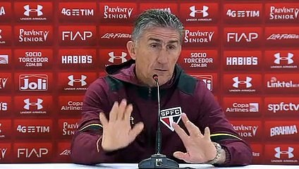 Vestiários de Santos e São Paulo