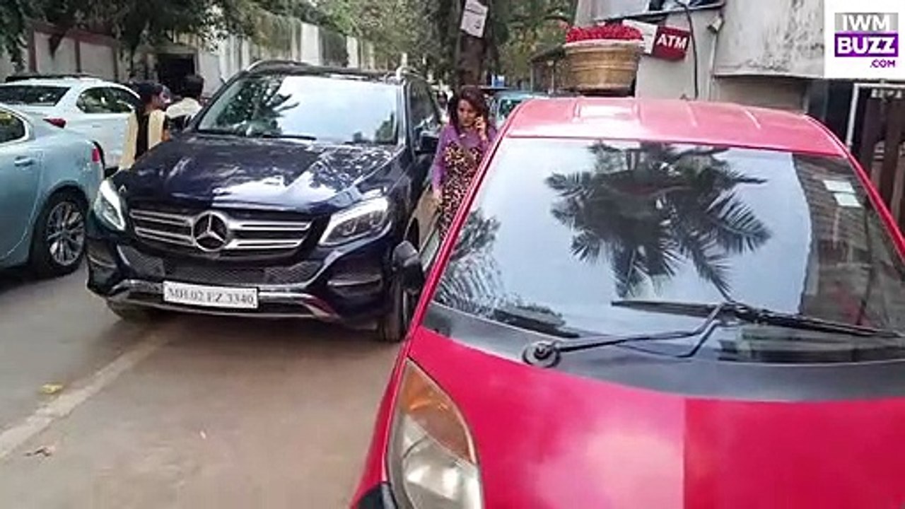 Tisca Chopra Spotted At Bandra