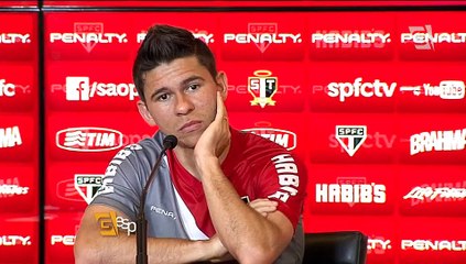 Na reapresentação do São Paulo, Luís Fabiano é multado