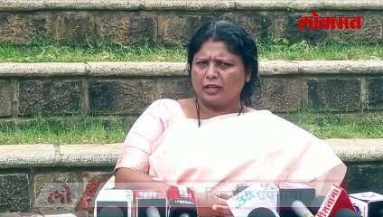 दोन्ही हात जोडून वारकऱ्यांची माफी मागते"