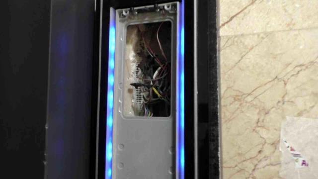 Sultangazi'de onlarca binanın görüntülü konuşma sistemlerini çaldılar