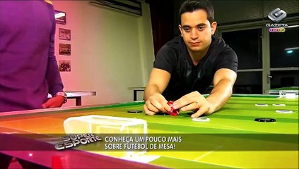 José Pais volta no tempo e joga Futebol de Mesa no “E agora, José”