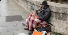 Des plans d'urgence lancés partout en France pour accueillir les sans-abris menacés par la vague de froid