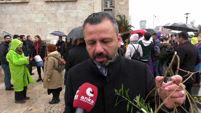 CHP'li Erbay'dan Kutsal Zeytin Eleştirisi: Onların Kutsalları Para Olmuş, Bindikleri Arabalar, Saraylar Olmuş