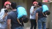 Kareena Kapoor-Saif Ali Khan ने मीडिया के सामने एक दूसरे को किया Kiss, Video हुआ Viral | FilmiBeat