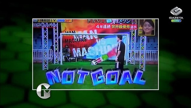 Duelo entre Messi e robô japonês termina empatado