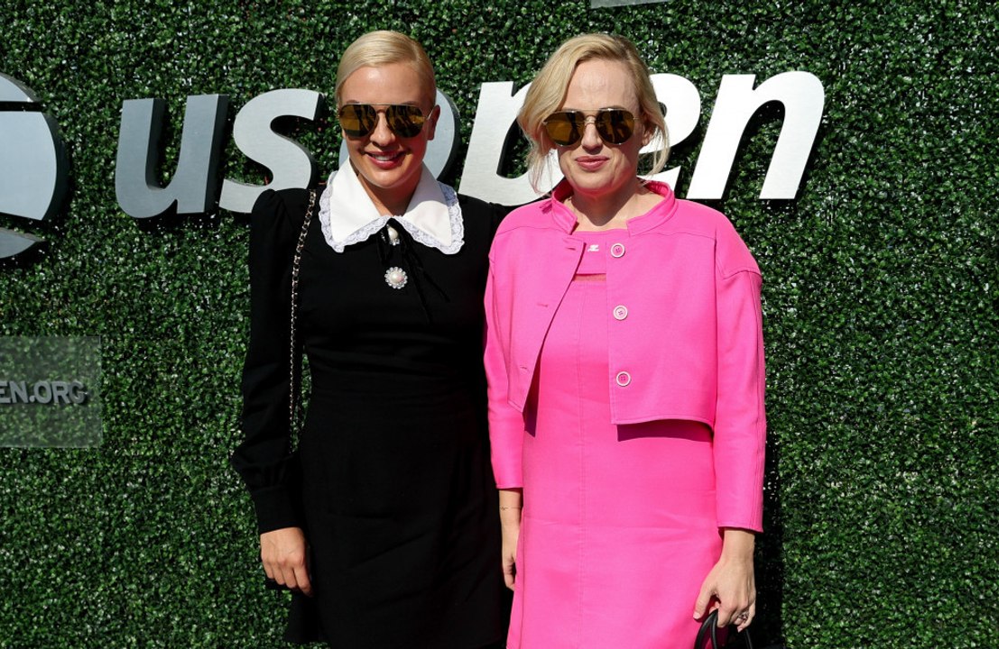 Rebel Wilson: Kuss mit einer Frau löste etwas in ihr aus