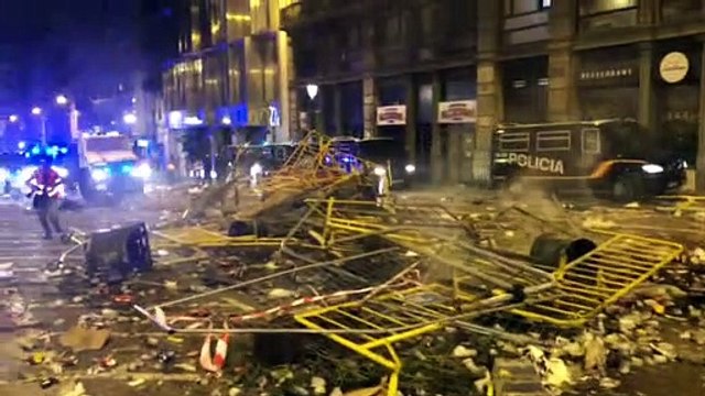 Barricadas en la Via Laietana, epicentro de las protestas de los CDR / EUROPA PRESS