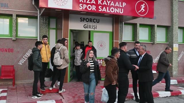 Dünya ve Avrupa Şampiyonu Güreşçi Kayaalp, 2024 Olimpiyatları İçin Çalışmalara Başladı