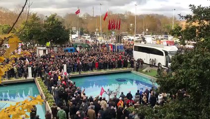 İmamoğlu çağrı yaptı, İstanbullular Saraçhane'ye akın etti