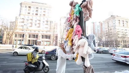 Ukrayna'da savaştan etkilenen çocuklar için yardım kampanyası düzenlendi