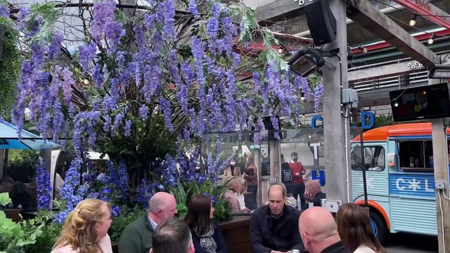 La imagen familiar con la que los príncipes de Gales celebran la Navidad