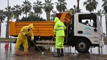 Mersin Büyükşehir Ekiplerinden Sel Riskine Karşı Yoğun Mesai