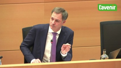 Alexander De Croo le répète: "Ces messages n'existent pas!"