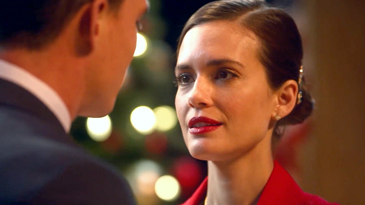 New Trailer for Hallmark’s Holiday Movie Twas the Night Before