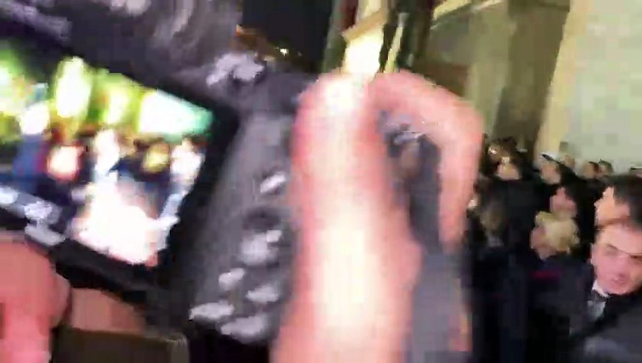 Ekrem İmamoğlu, Saraçhane Meydana girdiği anda izdiham yaşandı