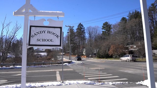 Sandy Hook conmemora una década desde los fatídicos sucesos ocurridos en su escuela