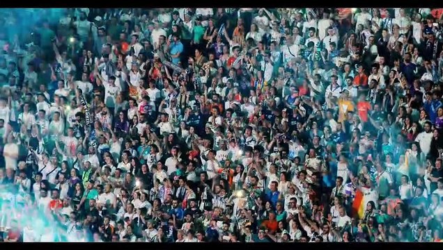 Super Ligue : la guerre du football - saison 1 Bande-annonce VO