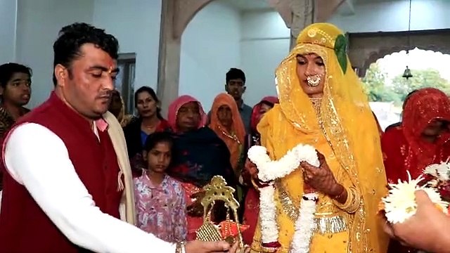 अजीबो गरीब: राजस्थान में युवती ने भगवान के साथ किया विवाह..देखे VIDEO..