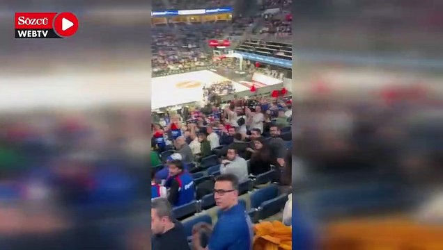 Ekrem İmamoğlu Anadolu Efes’e destek için Sinan Erdem’de