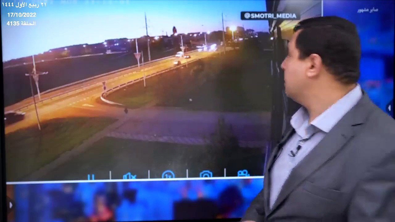 طائرة حربية روسية تصطدم بالمباني السكنية