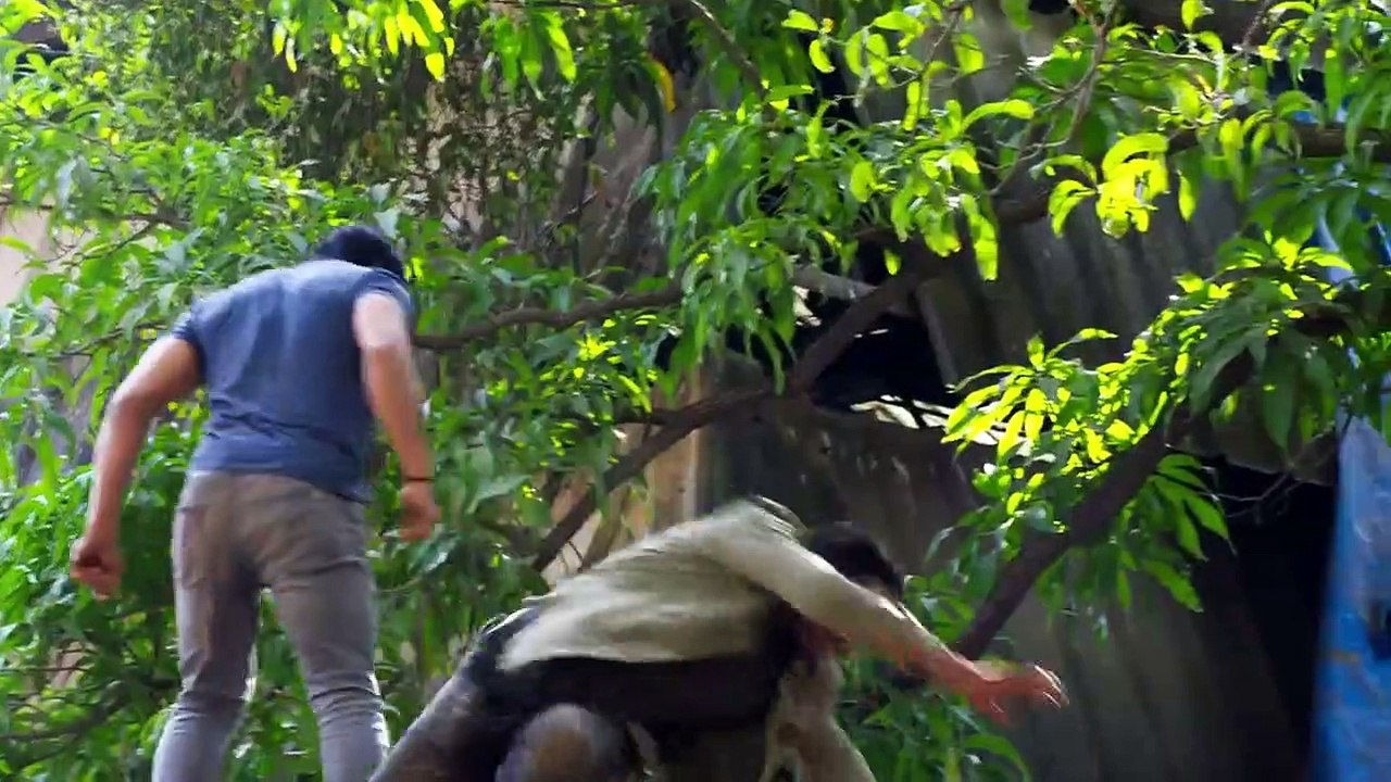 विद्युत जामवाल का सबसे खतरनाक एक्शन सीन || Most dangerous action scene of Vidyut Jammwal || South Superhit Movies || All Movies Planet