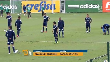 Valdivia treina e deve estrear em 5 de abril na temporada