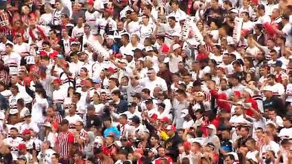Ambiente do clássico paulista com torcida única