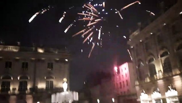 Scène de joie à Nancy après la victoire de l'équipe de France face au Maroc