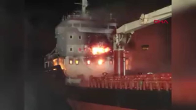 Sinop'ta kuru yük gemisinde yangın!