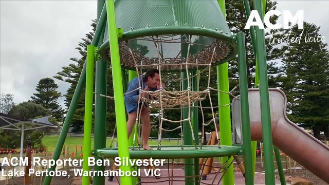 ACM reporter Ben Silvester tests out new Lake Pertobe park slide | December 15, 2022 | The Warrnambool Standard
