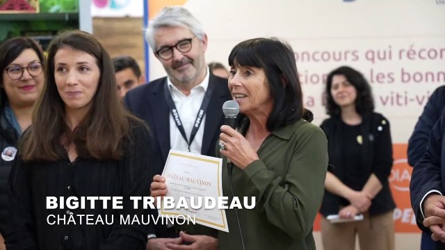 Remise de la mention spéciale du prix de la catégorie innovation commerciale du trophée Les Vignes d'Or