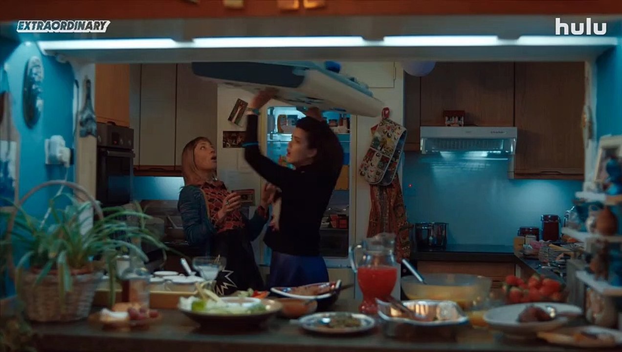 Extraordinary Trailer OV