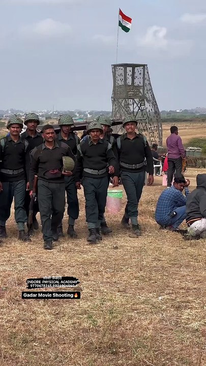 Army Love you. mp4