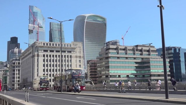 Bank of England hikes interest rates by 0.5% to 3.5%; Gas prices jump sixfold