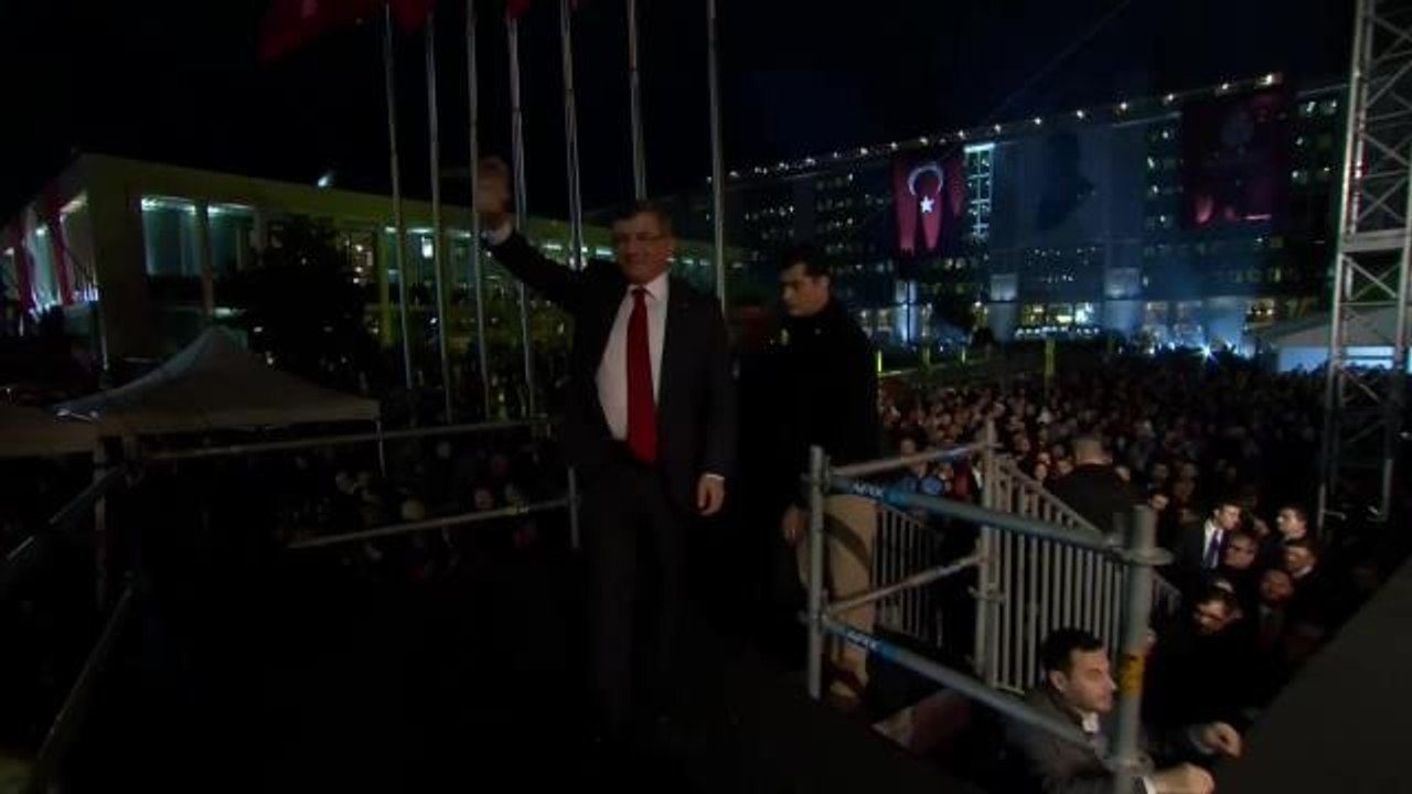 İbb Başkanı Ekrem İmamoğlu'na Destek İçin "Millet, İradesine Sahip Çıkıyor" Mitingi… Davutoğlu: "Biz Bu Kararı Tanımadık, Tanımıyoruz, Tanımayacağız"