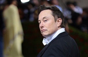 Elon Musk Unloads More Tesla Shares, Bringing Sale Total to $40 Billion