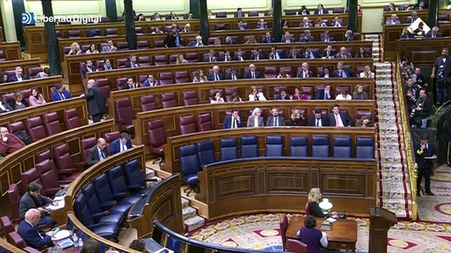Arrimadas pide a todos los españoles parar a Pedro Sánchez