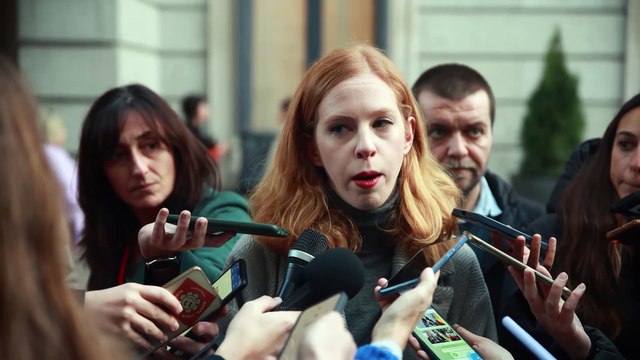 Lilith Verstrynge acusa al PSOE de estar del lado de los que cuelgan galgos y entierran cachorros en cal viva