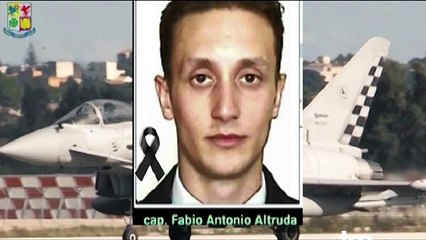 Il pilota dell'altro caccia scosso dall'incidente  ma è riuscito atterrare