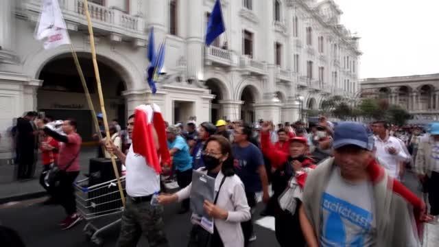 Peru'da hükümet karşıtı protestolar devam ediyor (2)