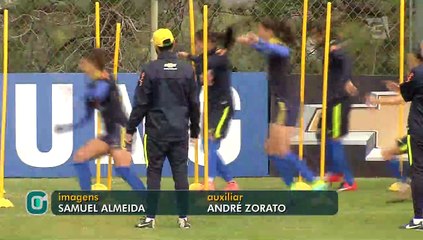 Marta treina com a Seleção Brasileira e comenta pressão pelo ouro olímpico