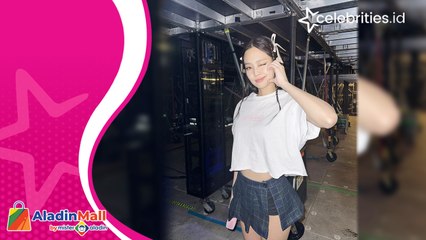 Kenakan Pakaian Super Terbuka Jennie BlackPink Jadi Sorotan