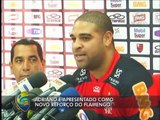 Imperador Adriano é apresentado no Flamengo