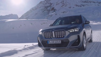 The new BMW iX1 Sölden Trailer